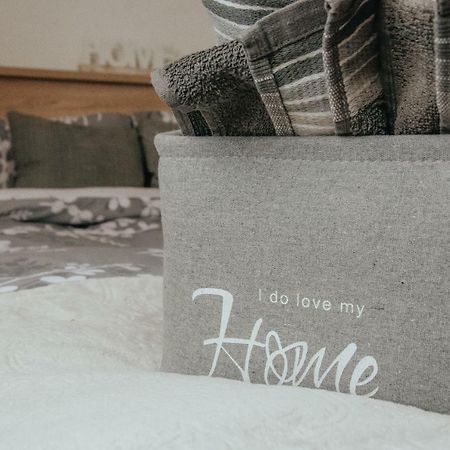 Apartament 1 Decembrie Apartment Alba Iulia Ngoại thất bức ảnh