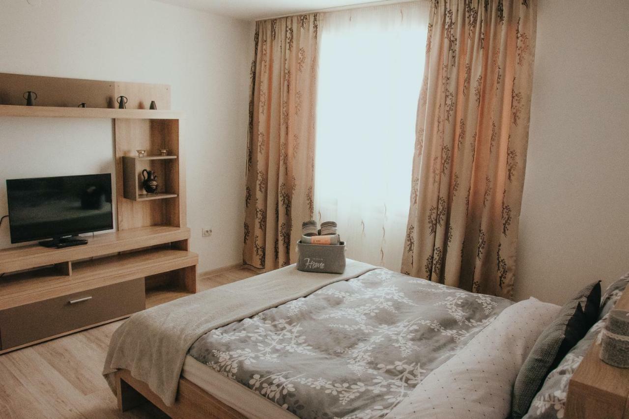 Apartament 1 Decembrie Apartment Alba Iulia Ngoại thất bức ảnh