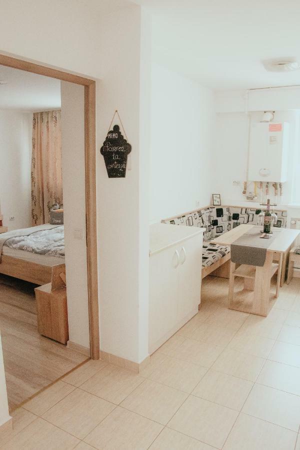 Apartament 1 Decembrie Apartment Alba Iulia Ngoại thất bức ảnh